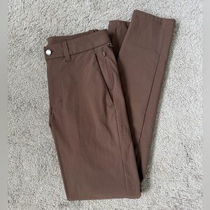 Lululemon Men’s Commission Slim-Fit Warpstreme Dark Mocha Brown Pant 28”W, 32”L